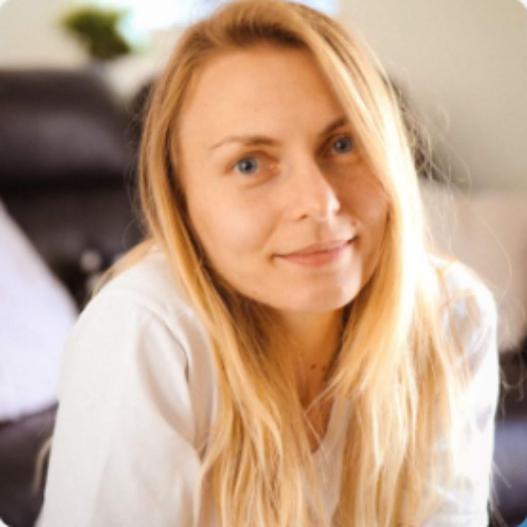 Katerina | Hirehop